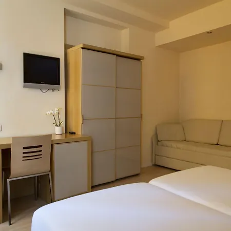 Antico Borgo Otel