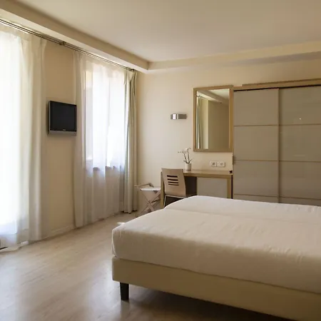 Antico Borgo 4*