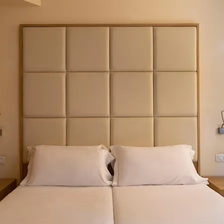 Antico Borgo Otel Riva del Garda