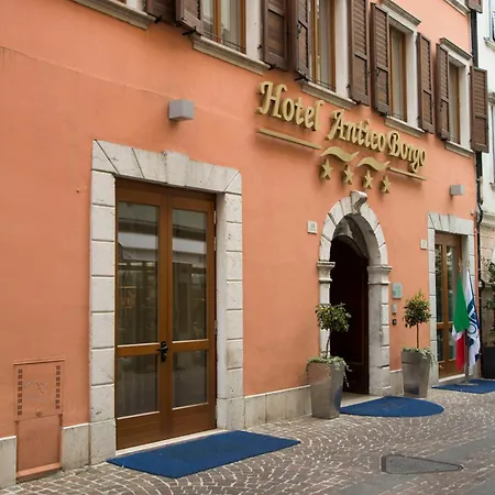 Hotel Antico Borgo Riva del Garda