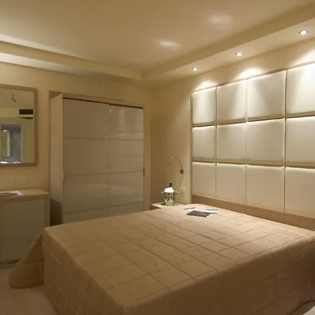 Antico Borgo Hotel Riva del Garda